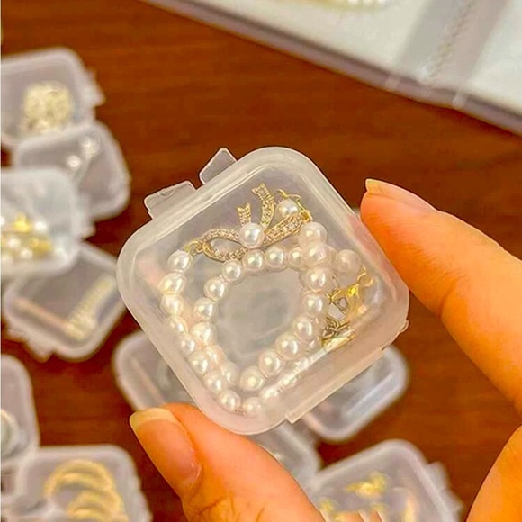 Accessories - Jewelry box 20 pcs Plastic Storage Box